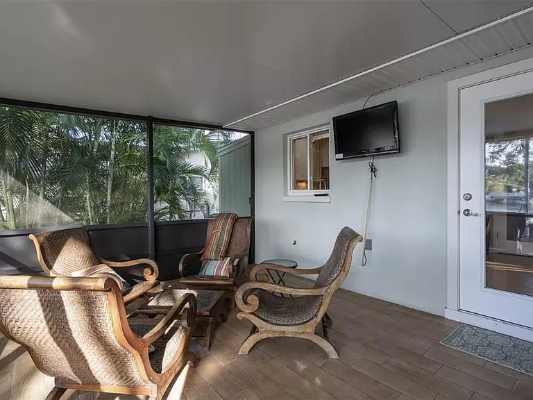 378 Westwinds Dr — Photo 37