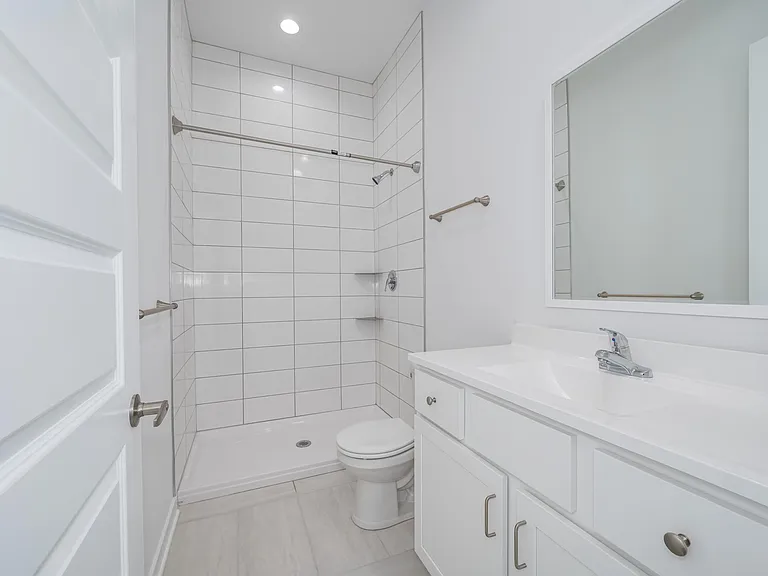 Breeze Hill by JBG Rentals — Photo 35