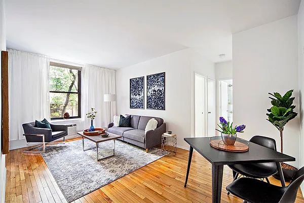 Sold by Level Group | media 8