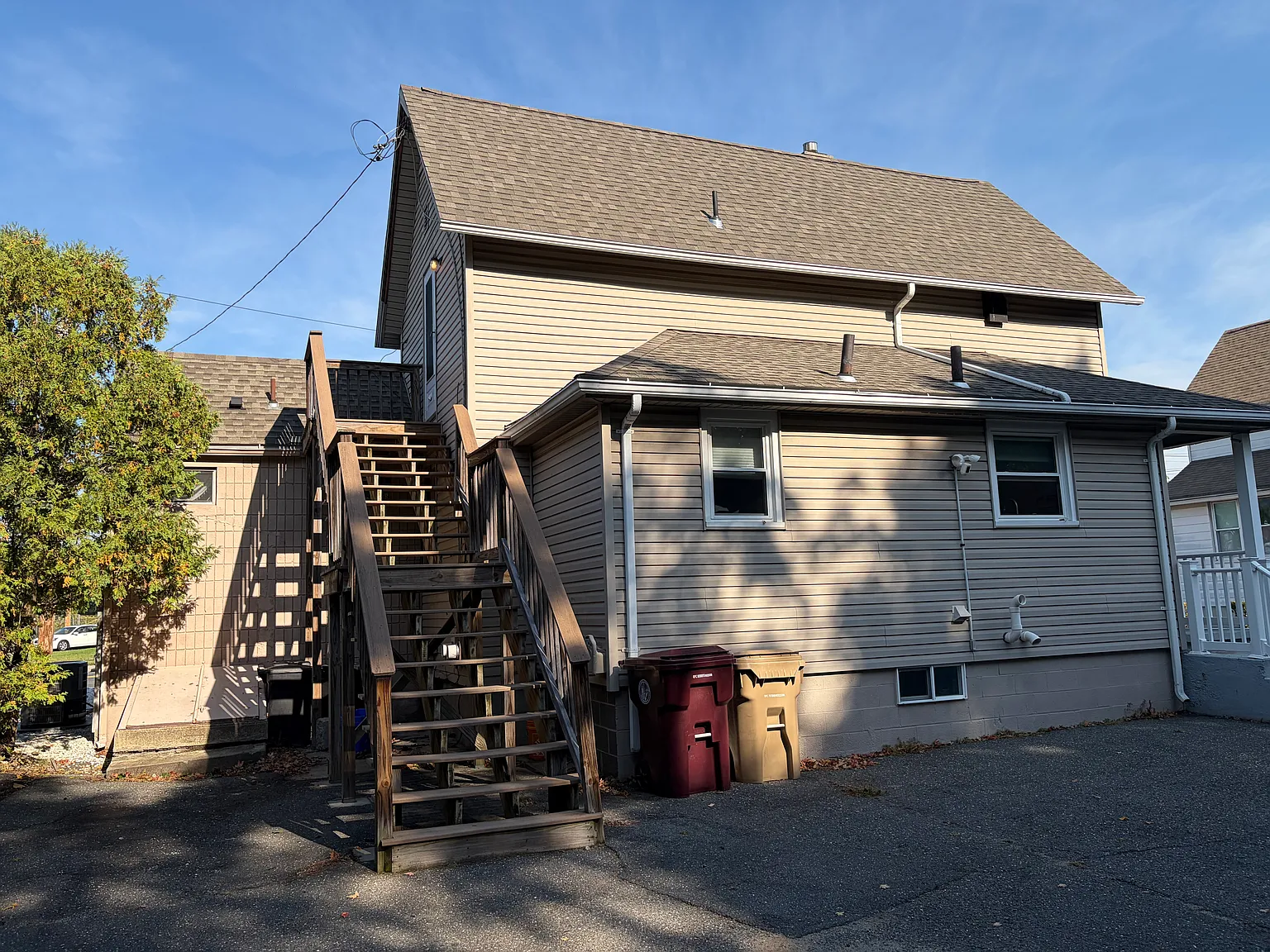 1 bed, 670 sqft, $1,300 — Photo 2