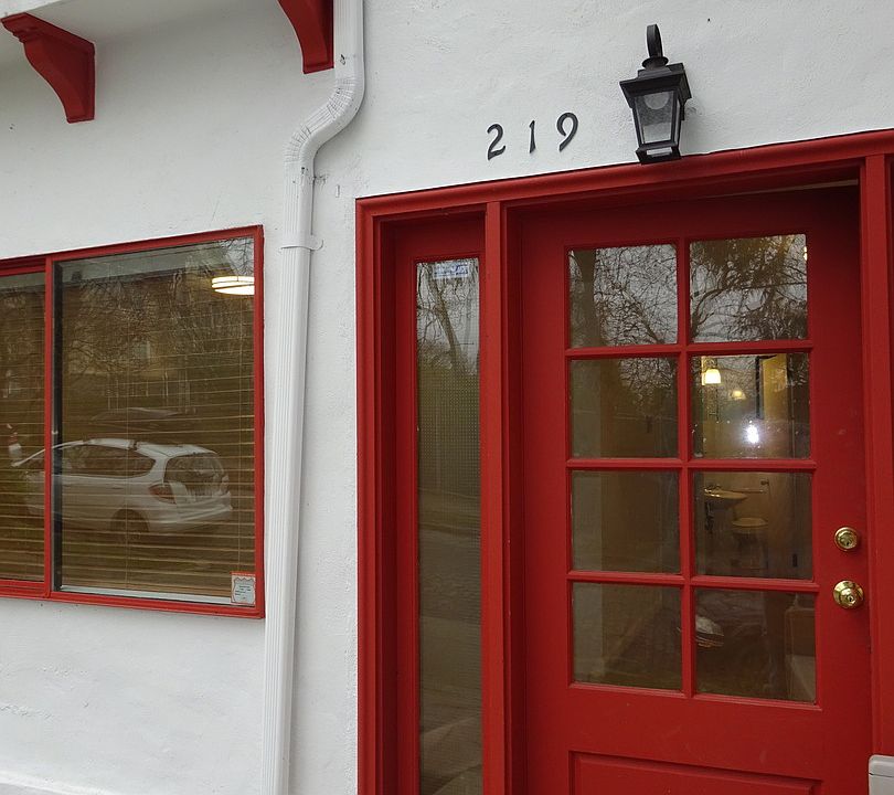 Louisa Apartments 215221 E Louisa St Seattle WA Zillow