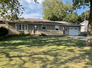 410 W James St, Dwight, IL 60420
