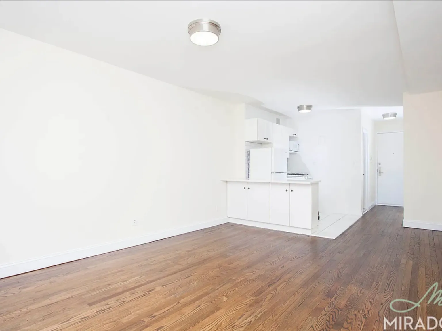 255 West 14th Street — Photo 2