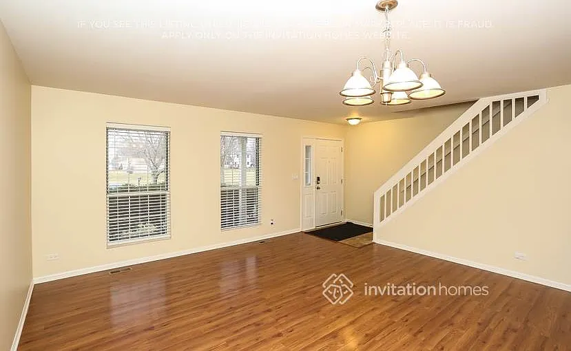 1225 Sebring Cir Elgin, IL 60120 — Photo 4