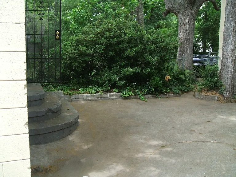 730 E Anderson St — Photo 25