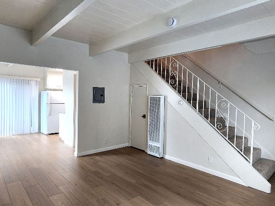 1st image of 3753 Lincoln Ave