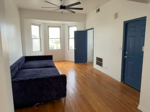 613 W 46th St #1, Chicago, IL 60609