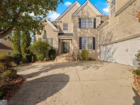 221 Langshire Dr, McDonough, GA 30253