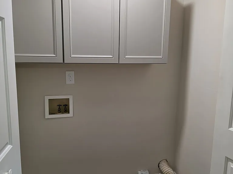 604 Messick Ct — Photo 12
