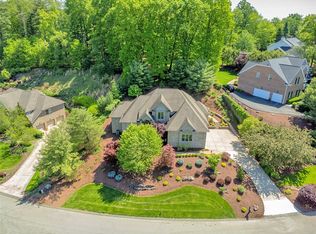 1207 Twelve Oaks Ct, Murrysville, PA