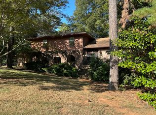 1711 Rock Bluff Rd, Hixson, TN 37343