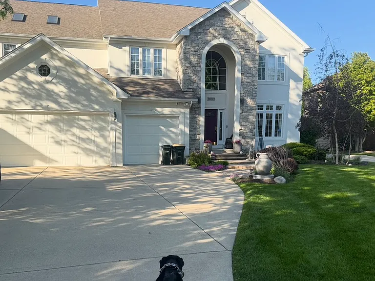 1009 Lakeside Dr — Photo 10