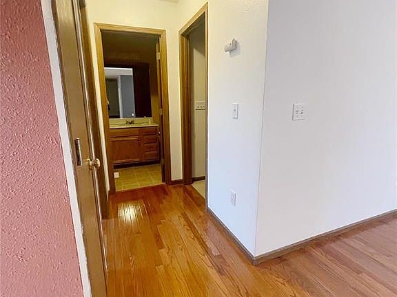 5th image of 1433 Bristlecone Dr
