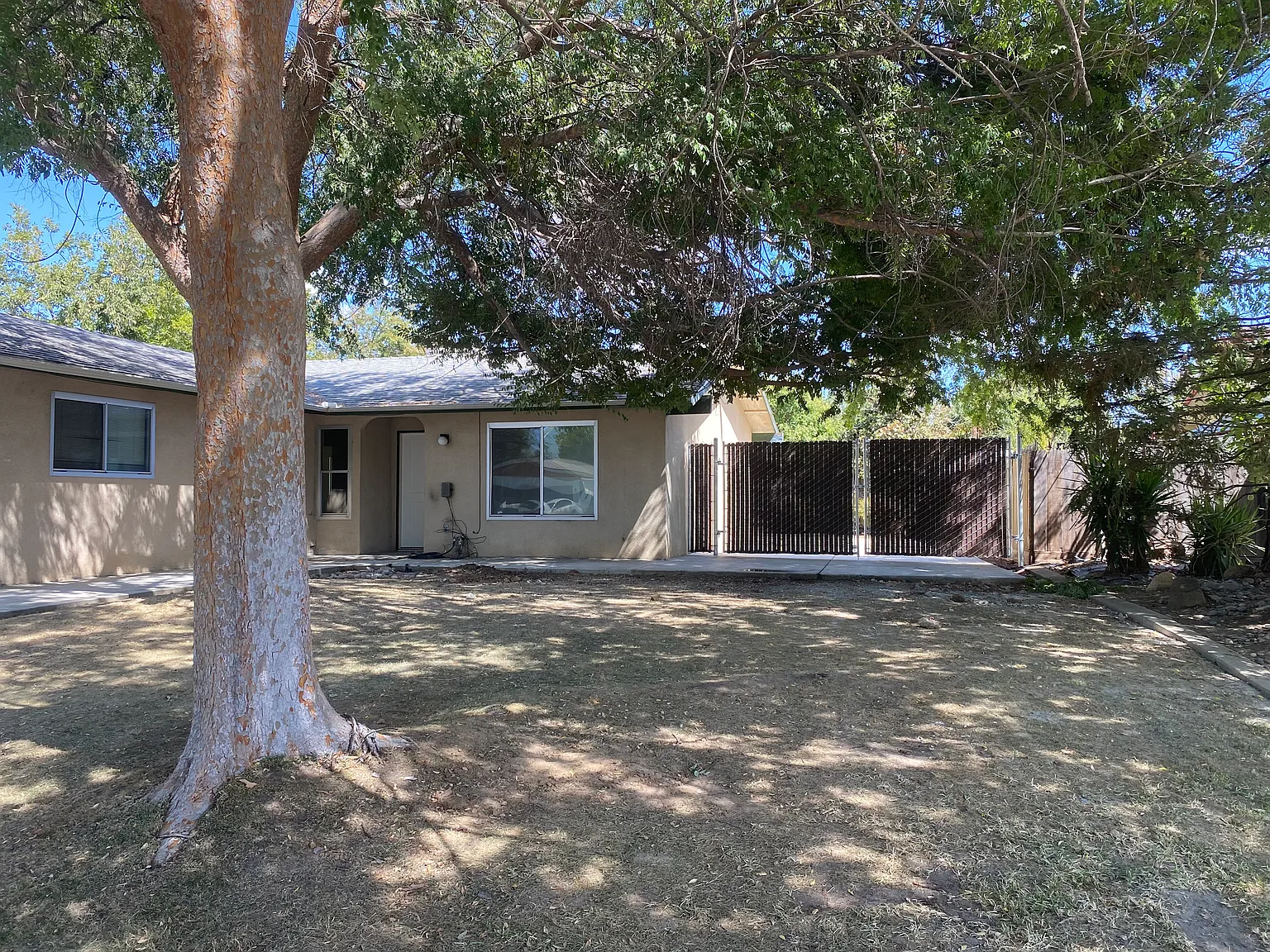 3 bed, 1028 sqft, $2,175 — Photo 3