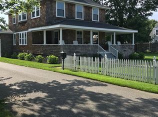 339 Sea St, Hyannis, MA 02601