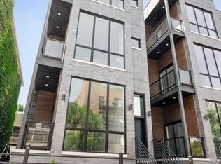 1537 W Pearson St #1, Chicago, IL 60642