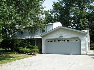5587 Lansbury Ln, Lyndhurst, OH