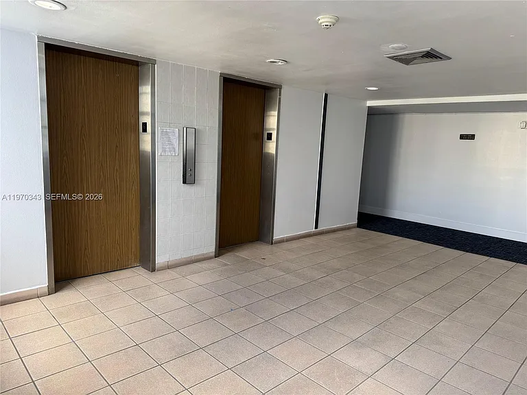 5050 NW 7th St #604 — Photo 31