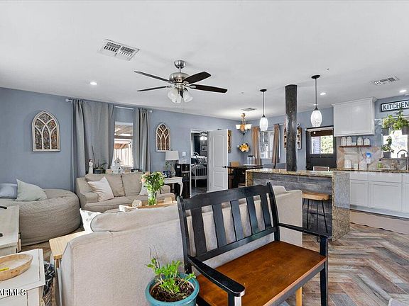 4th image of 7121 N 25TH Drive