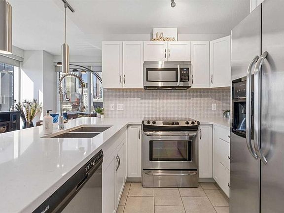 3rd image of 1320 W 1st St SE #407