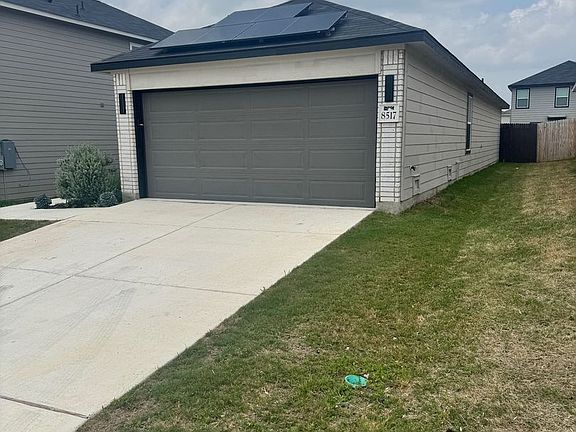 3rd image of 8517 Barefoot Ln