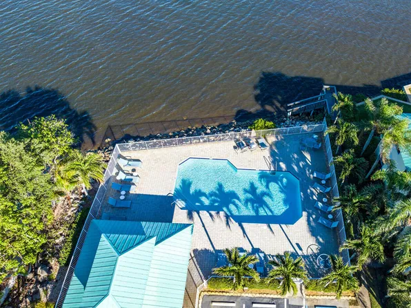 164 Barefoot Cove, Hypoluxo, FL 33462