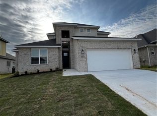 1071 Mammoth St, Bentonville, AR 72713