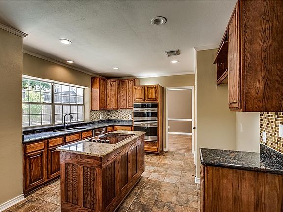 2nd image of 3436 Glade Creek Dr