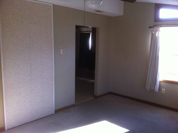 5th image of 2705 W 5th St