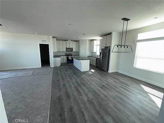 4th image of 10633 Bromley Rd