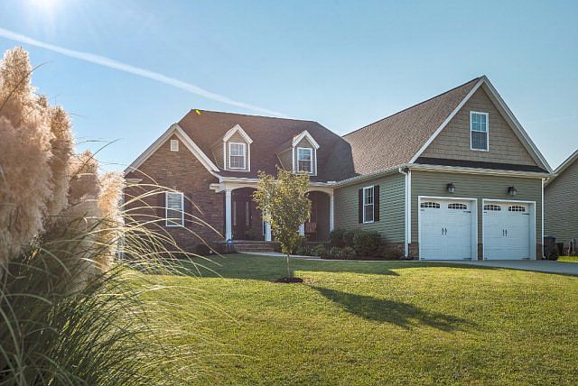 1st image of 101 Eagle Landing Dr