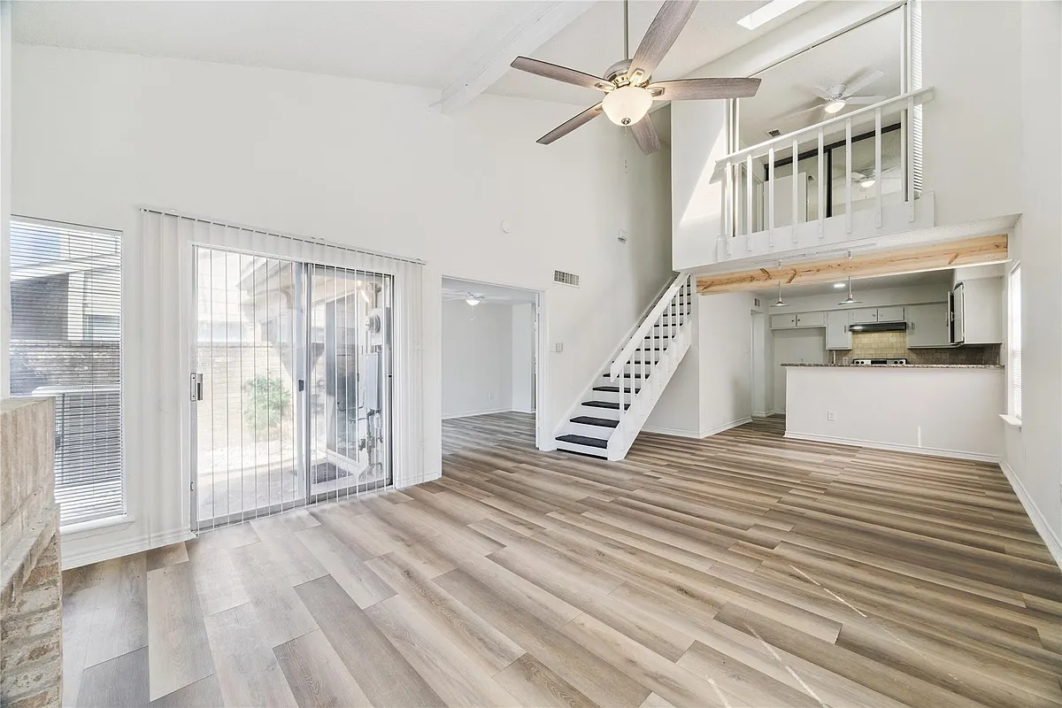Building Photo - 13020 Leader St #927