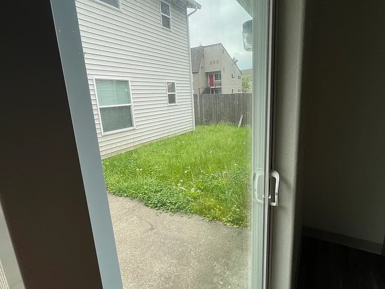 2420 T St — Photo 9