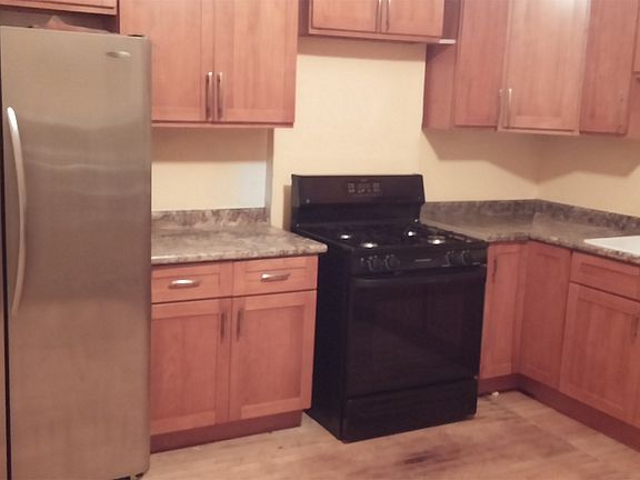 4th image of 1620 S Ashland Ave APT 1