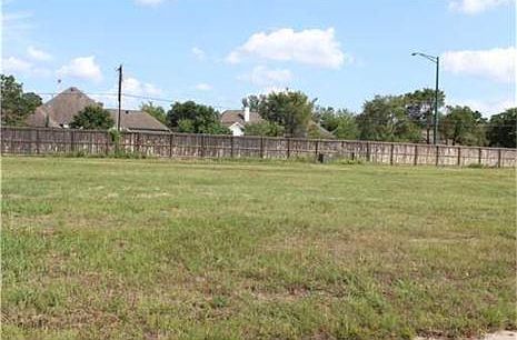 4th image of 2106 Chestnut Oak Cir