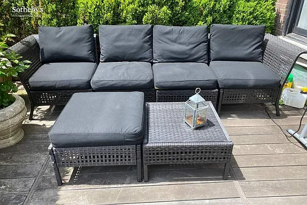 Rented by Sotheby's International Realty | media 6