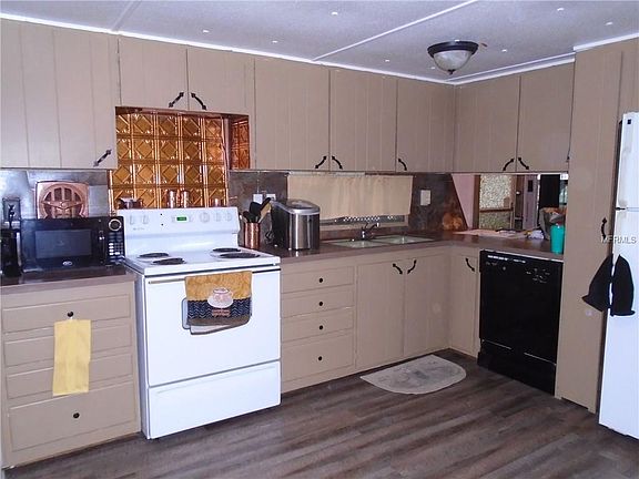 4th image of 10310 106th Ave #16