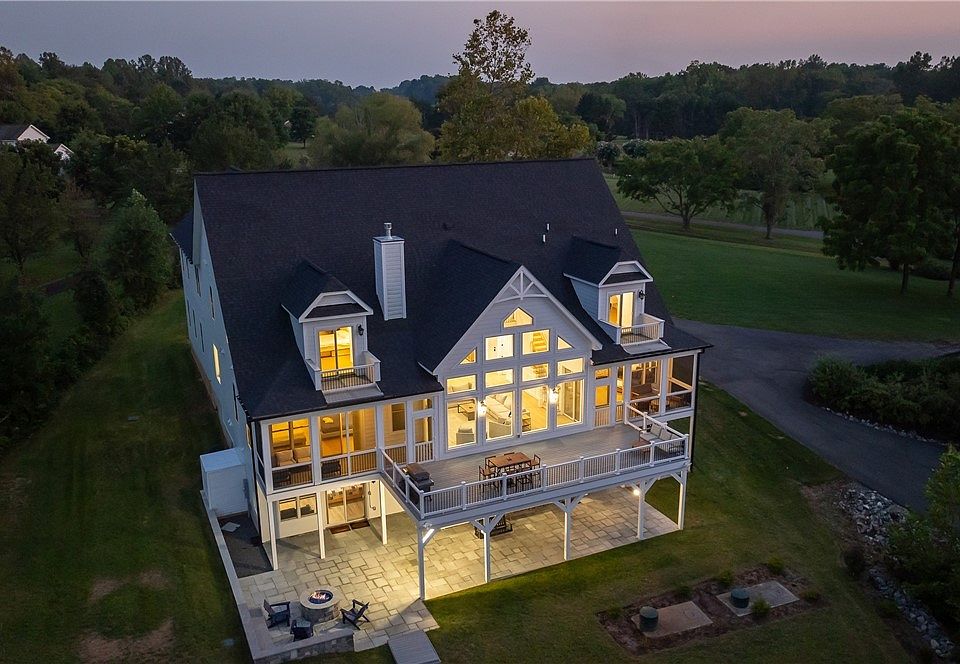 1st image of 6618 Summerview Ct