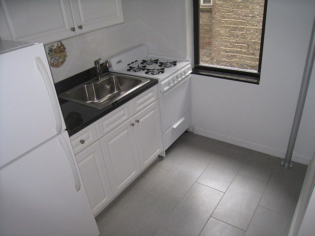 1st image of 3521 32nd St APT B2