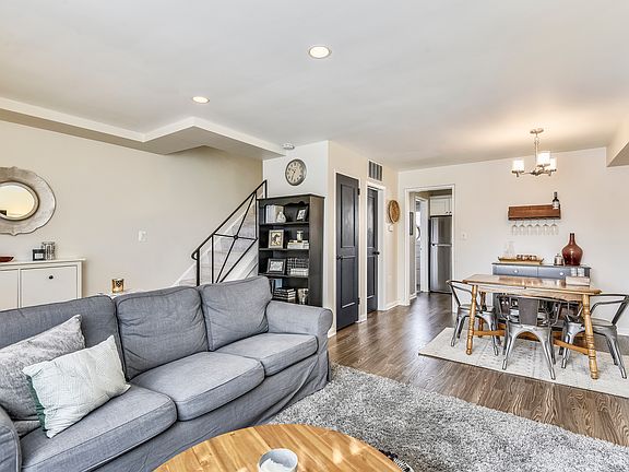 3rd image of 3831 Ingalls Ave