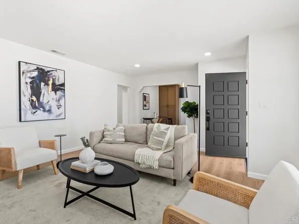 935 Crest View Rd, Vista, CA 92081