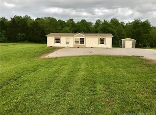 10772 Hillcrest Dr SW, Mauckport, IN 47142