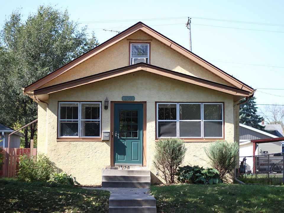 1st image of 120 10th Ave S