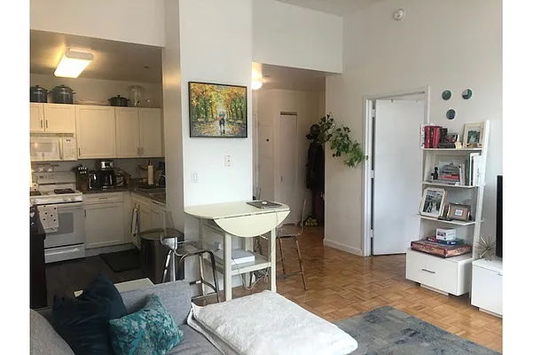 Rented by Nest Seekers International | media 5