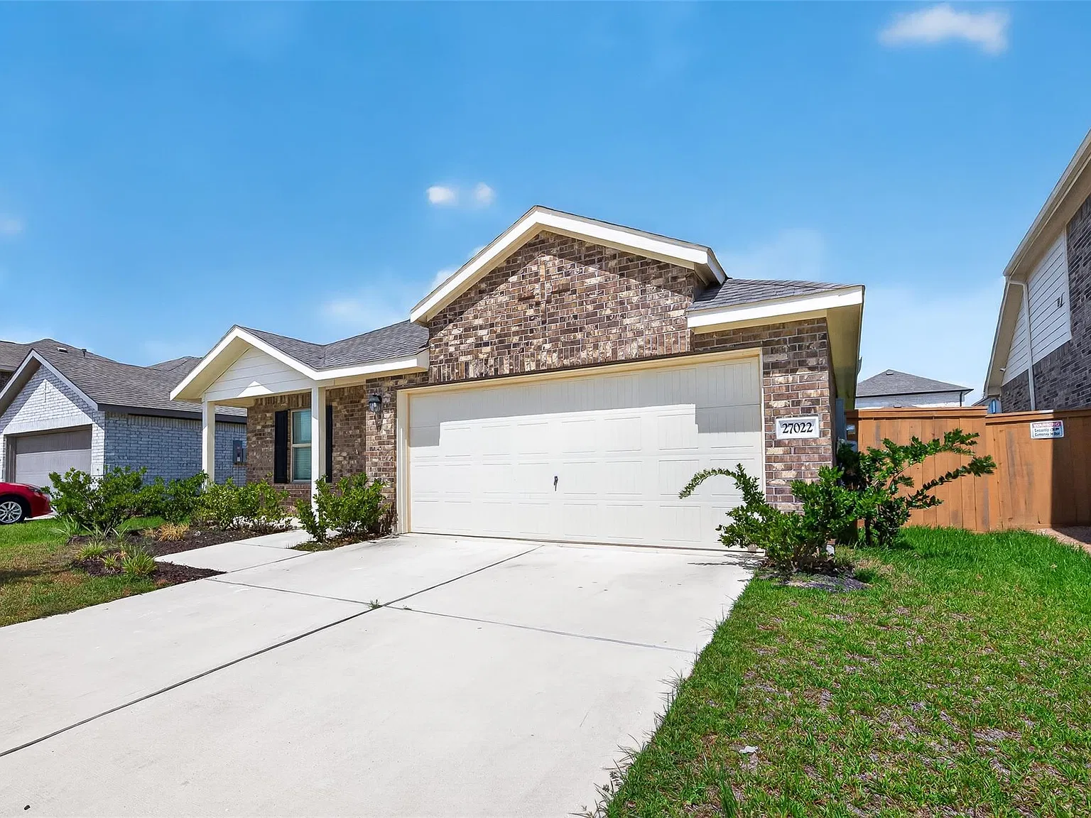 4 bed, 1745 sqft, $2,200 — Photo 3
