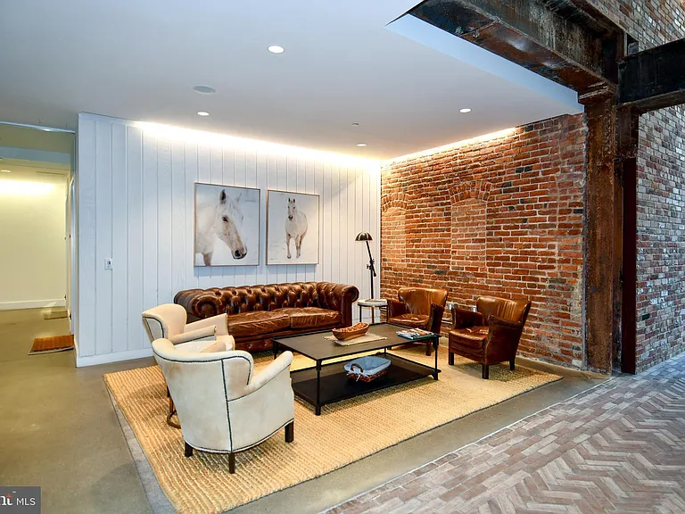 57 N St NW #301 — Photo 32