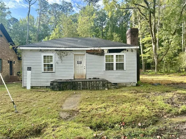 4275 Cole Ave, Suffolk, VA 23435