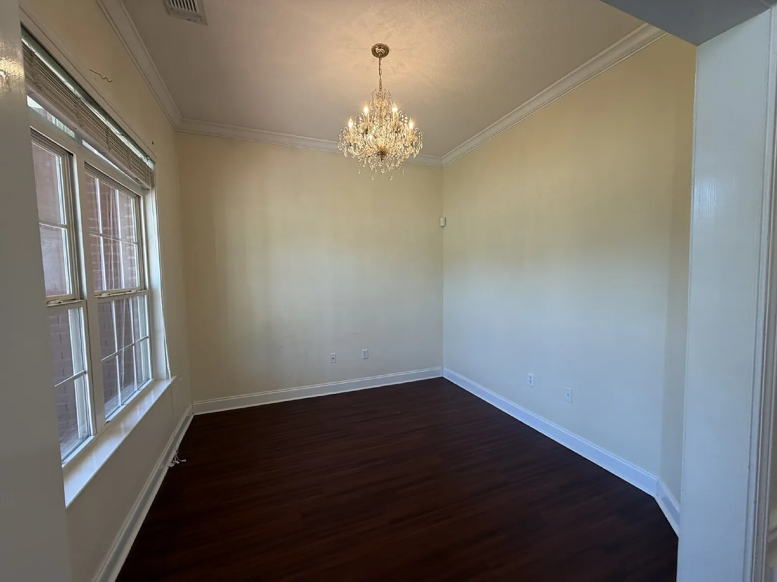 4 bed, 3.0 bath, 2676 sqft, $2,475 — Photo 3