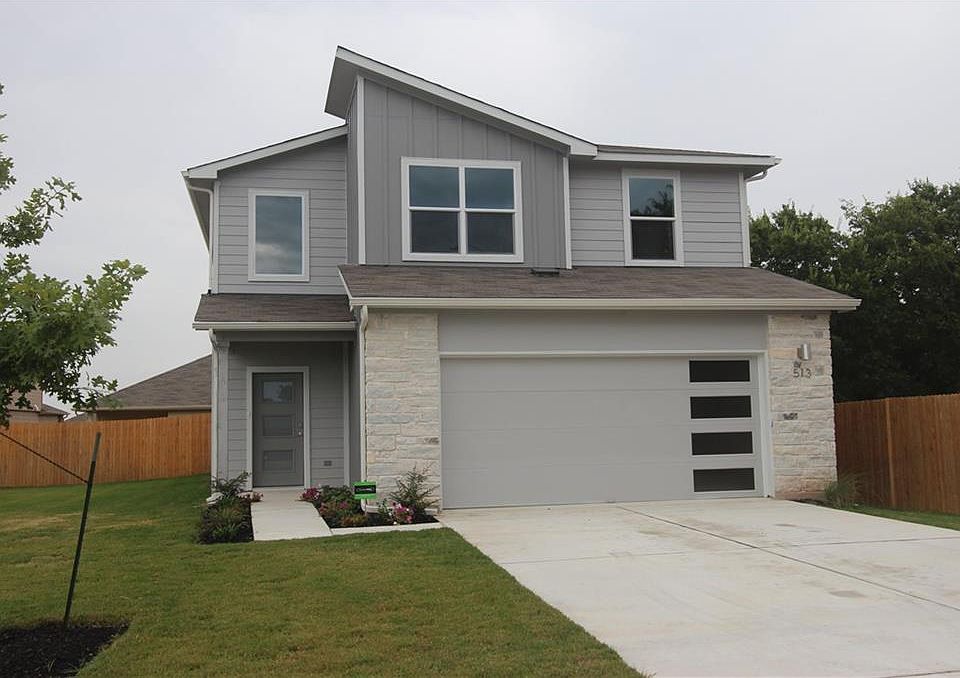1st image of 513 Galway Bay Ln
