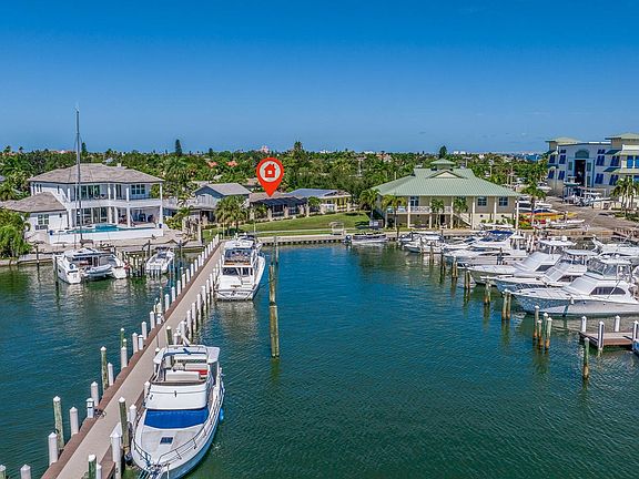 Docks can be rented.